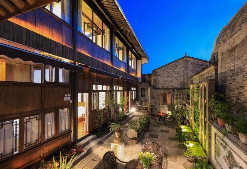 فندق صغير Serenity & Peace Boutique Holiday Inn