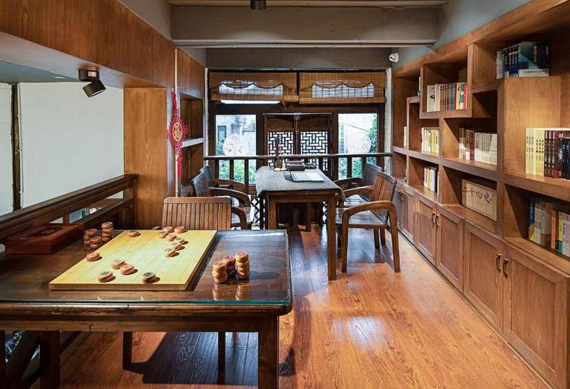 فندق صغير Serenity & Peace Boutique Holiday Inn