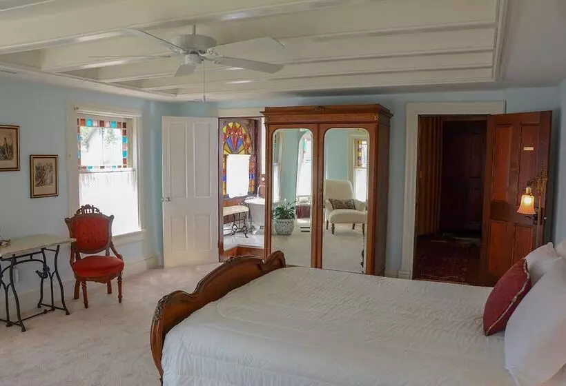 The Towers Bed & Breakfast