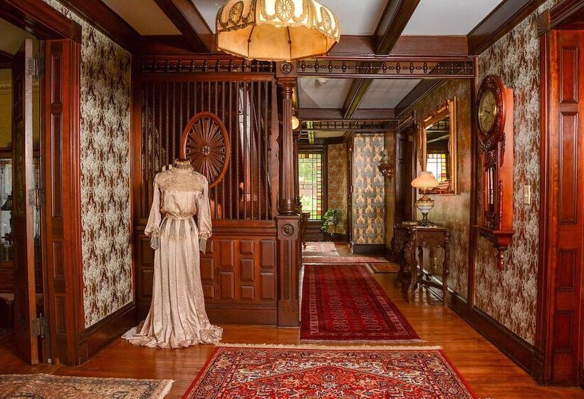 The Towers Bed & Breakfast