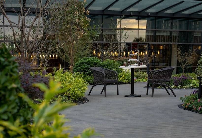 Отель Courtyard By Marriott Suzhou Mudu