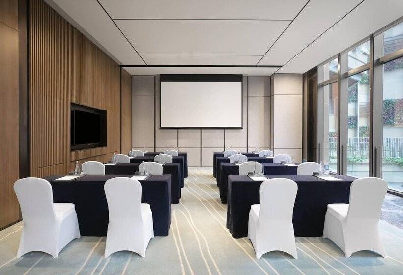 Отель Courtyard By Marriott Suzhou Mudu