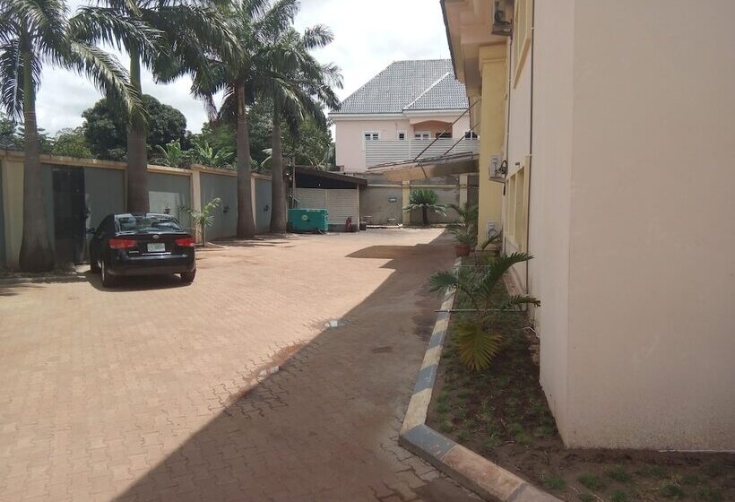 Eden Crest Hotel & Resort