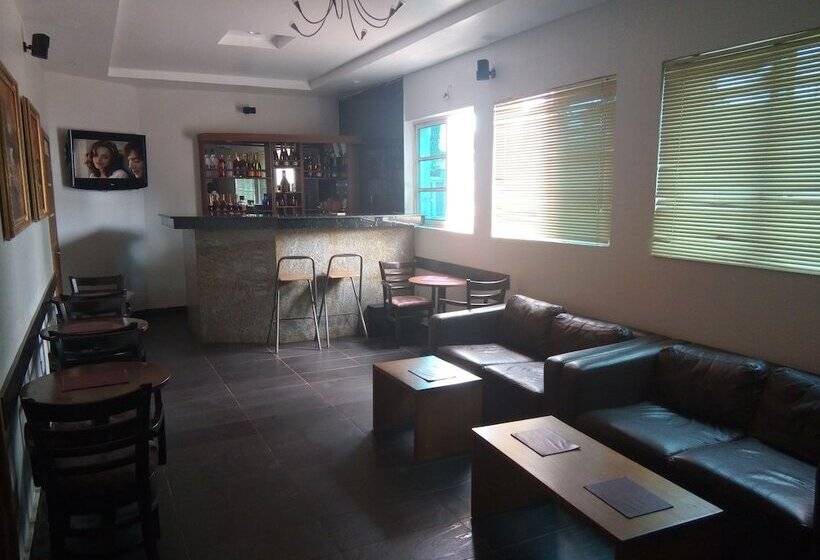 Eden Crest Hotel & Resort