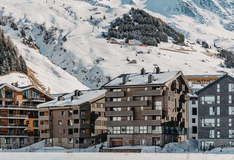 Radisson Blu Hotel Reussen, Andermatt