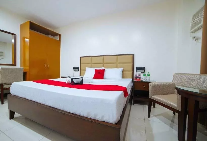 Hotelli Reddoorz Near Angeles University Foundation