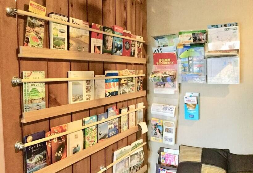 پانسیون Earthroof