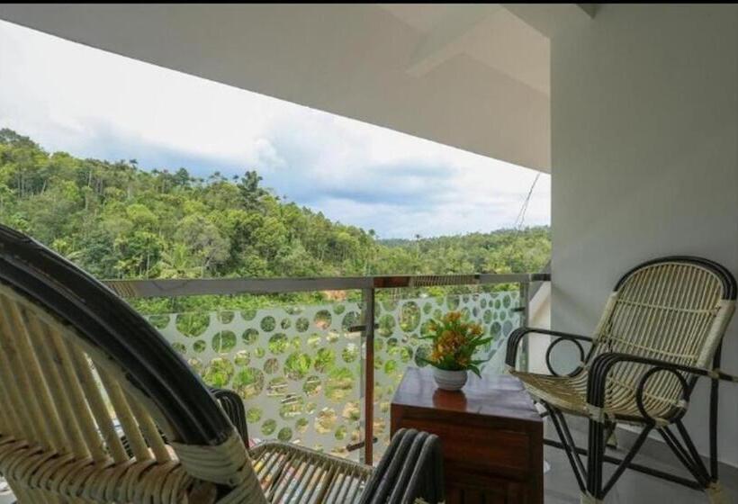 منتجع Green Cove Munnar