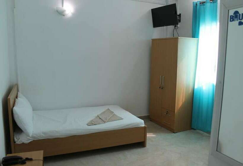 هتل Auberge Boulaos