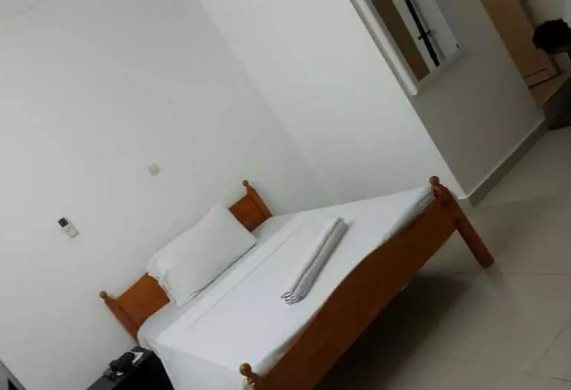 Hôtel Auberge Boulaos