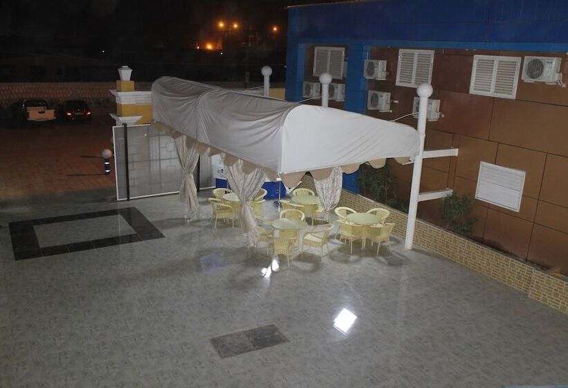 هتل Auberge Boulaos