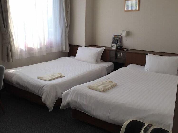 בית מלון כפרי Shimabara Station