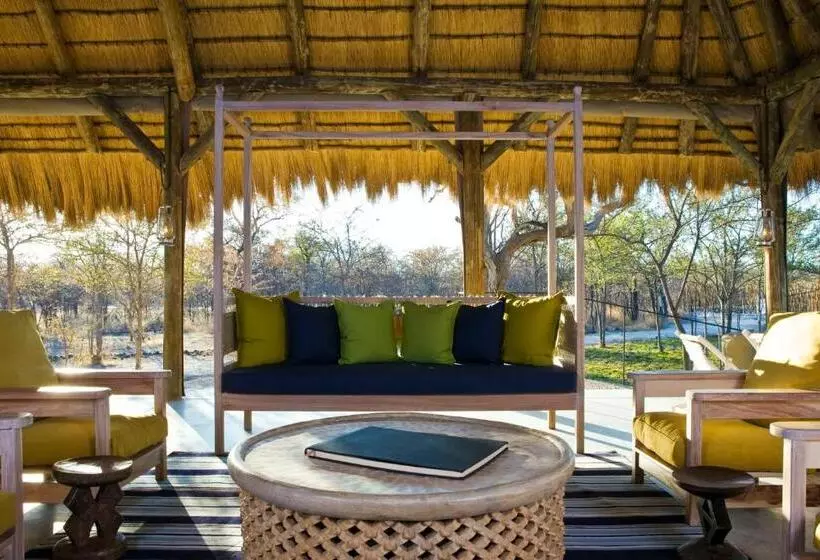 Resort Mushara Bush Camp