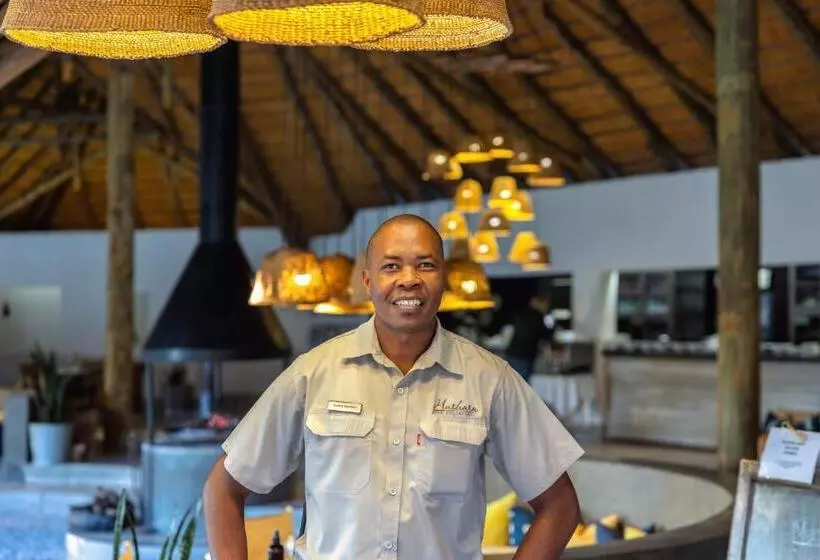 Resort Mushara Bush Camp