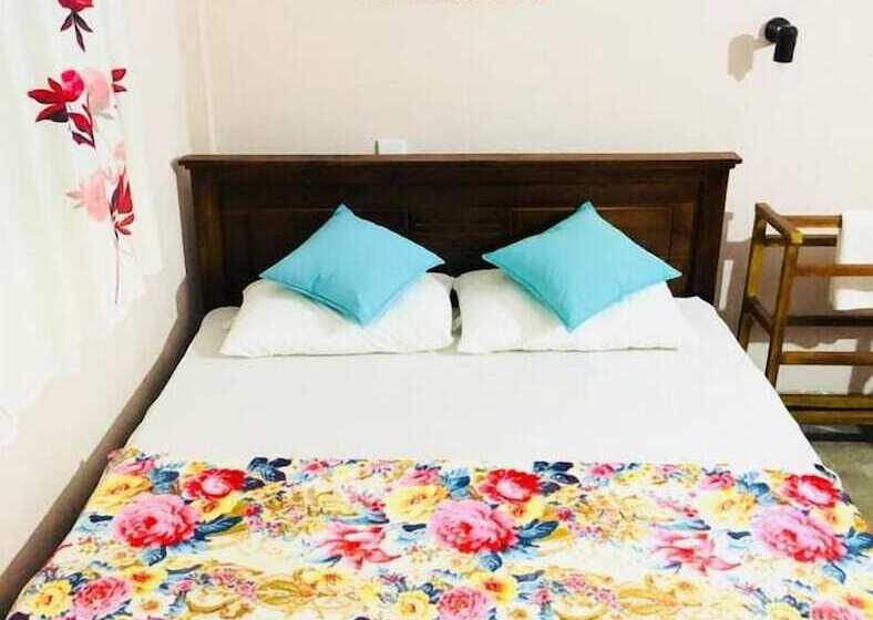 تختخواب و صبحانه House Of Ahasna