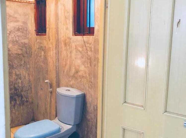 تختخواب و صبحانه House Of Ahasna