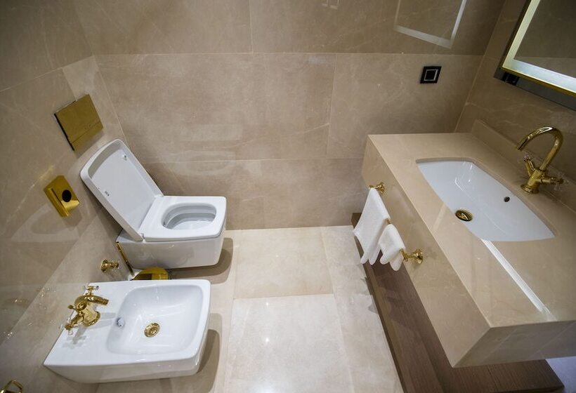 Grand Hotel De Kintélé