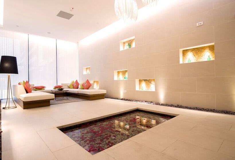 Grand Hotel De Kintélé