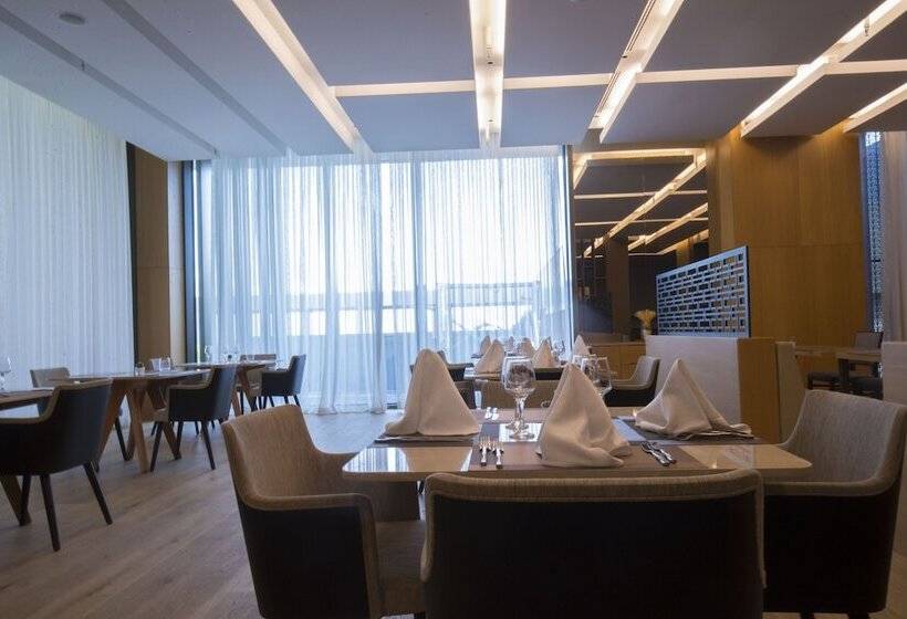 Grand Hotel De Kintélé