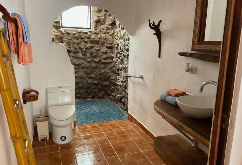 هتل Entre Dos Aguas