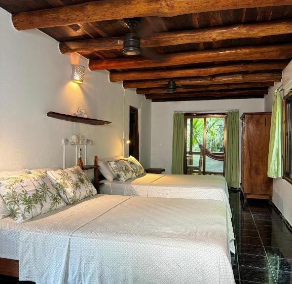 هتل Entre Dos Aguas