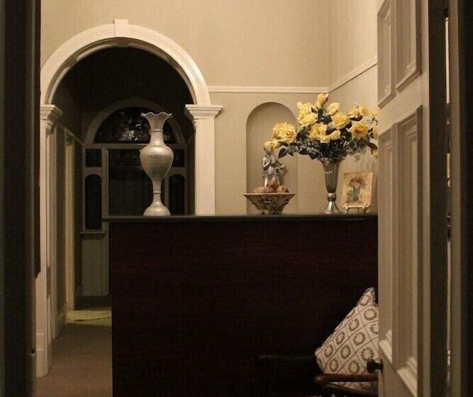 פנסיון Tranquil House B&b 10 Berry St