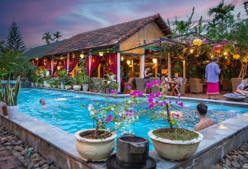 استراحتگاه Phong Nha Farmstay