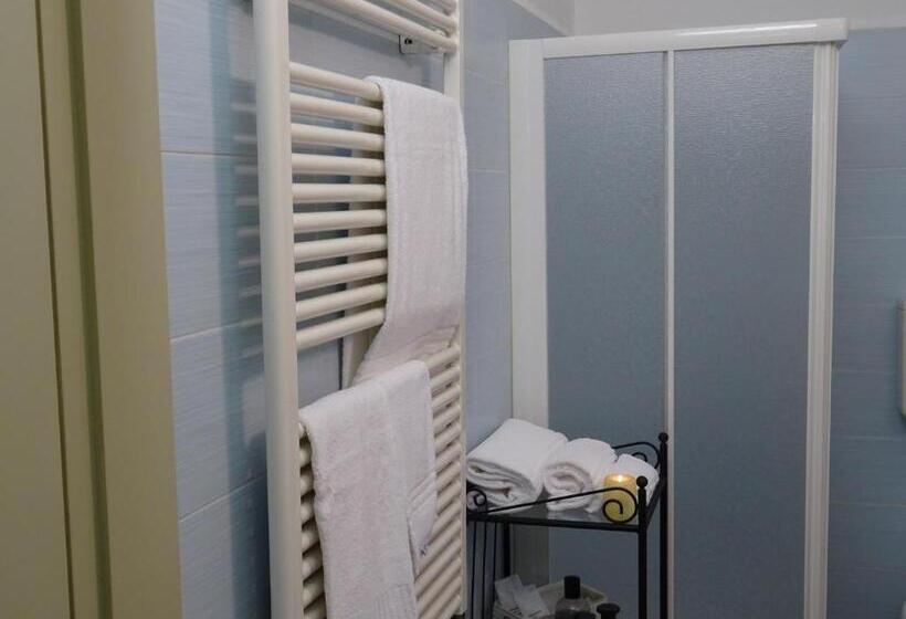 ベッドアンドブレックファースト Charme Rooms Villa Moroni