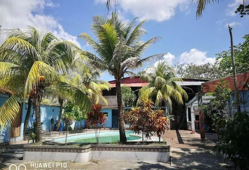 Aamiaismajoitus (B&B) Poseidon Guest House