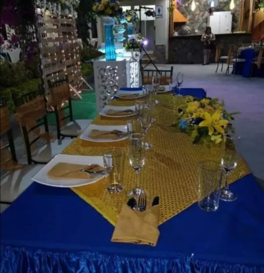 Hotelli Hosteria B Y B