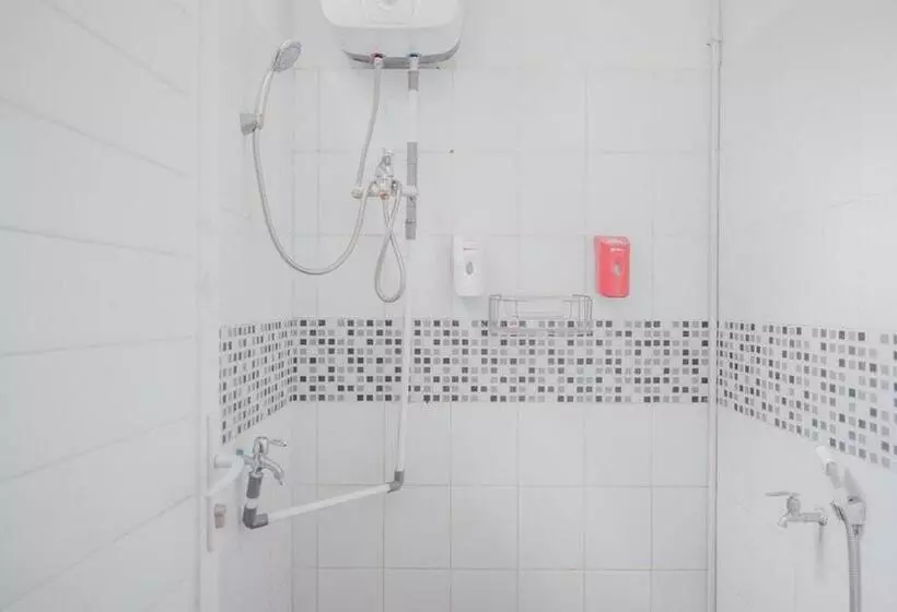 ペンション Reddoorz Syariah At Lampung Walk