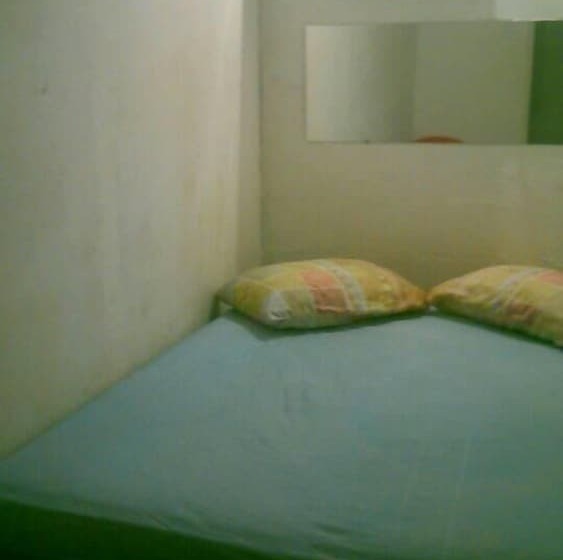 הוסטל Valeria Quartos