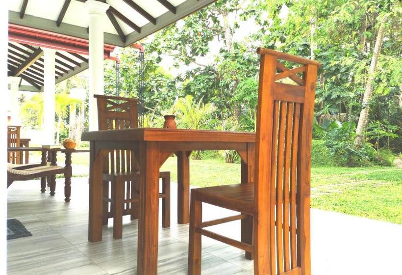 مبيت وإفطار Abhimani Bungalows