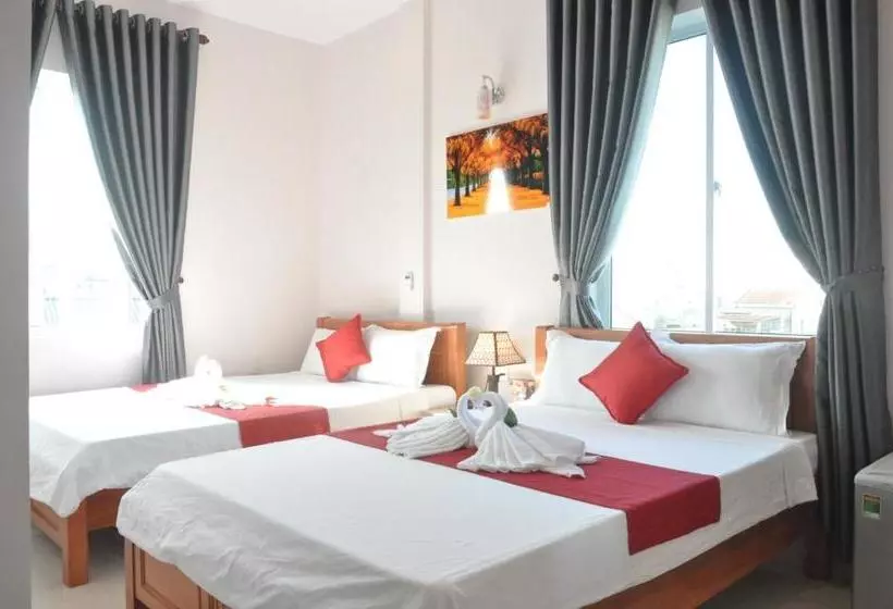 تختخواب و صبحانه Bon Ami Hostel