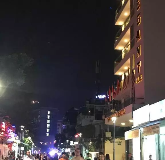 تختخواب و صبحانه Bon Ami Hostel