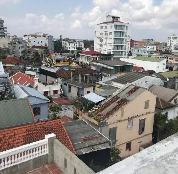 تختخواب و صبحانه Bon Ami Hostel