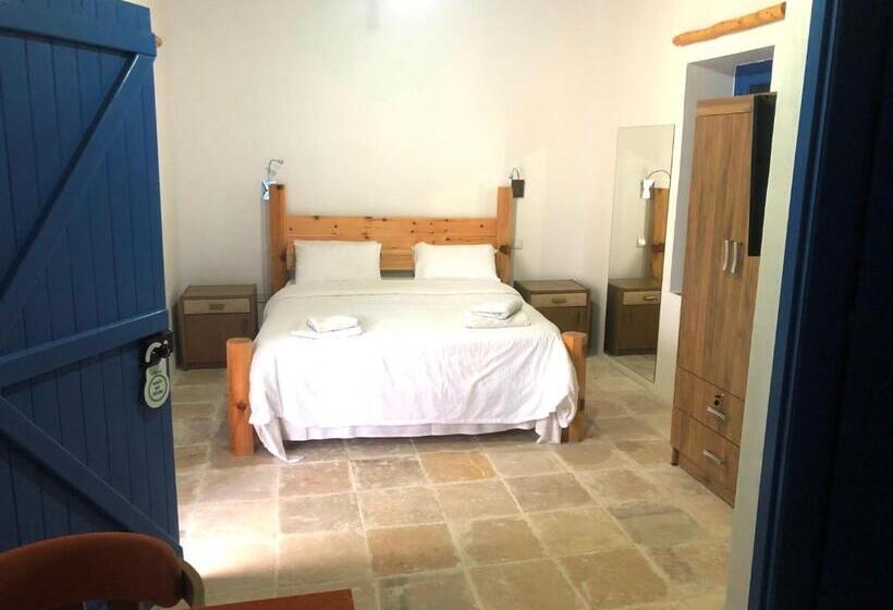 בית מלון כפרי Lithos Studios