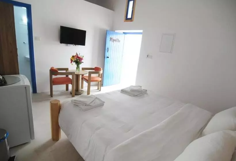 Hotel Lithos Studios