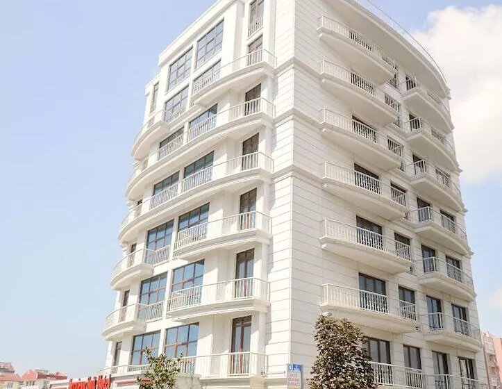 هتل Sarajevo Suit