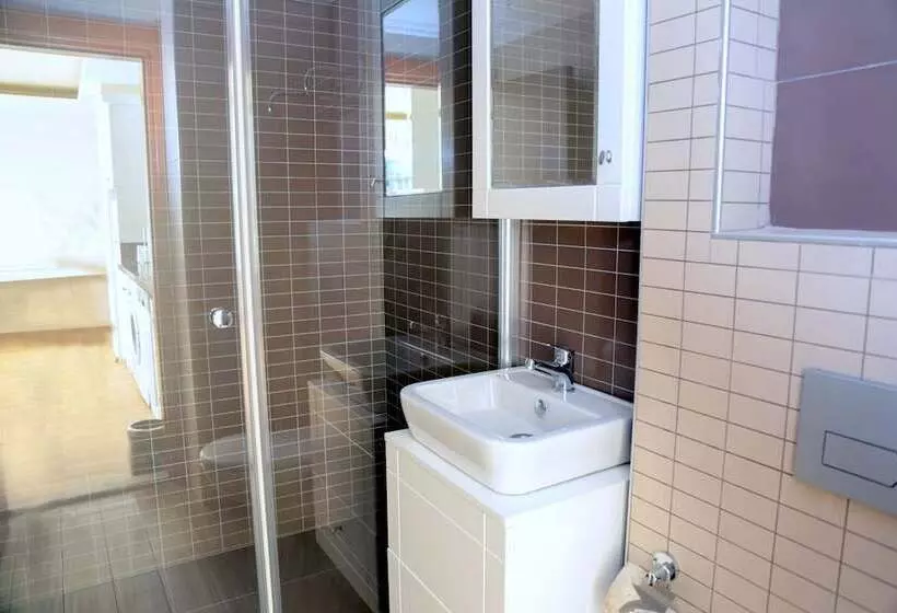 هتل Sarajevo Suit