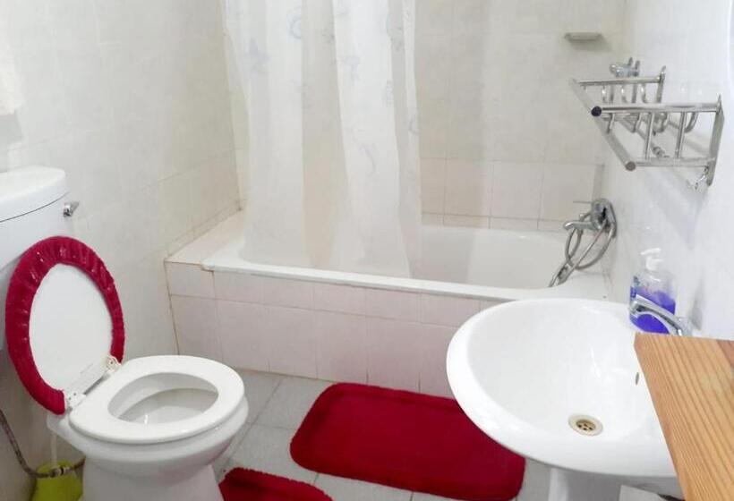 بنسيون Landa's Guest House