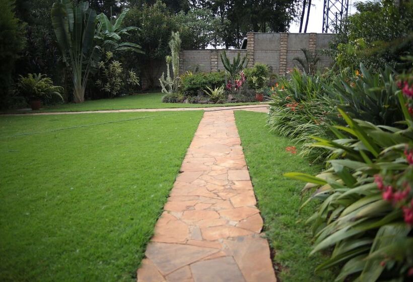 پانسیون Zereniti House