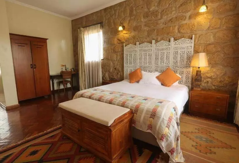 پانسیون Zereniti House