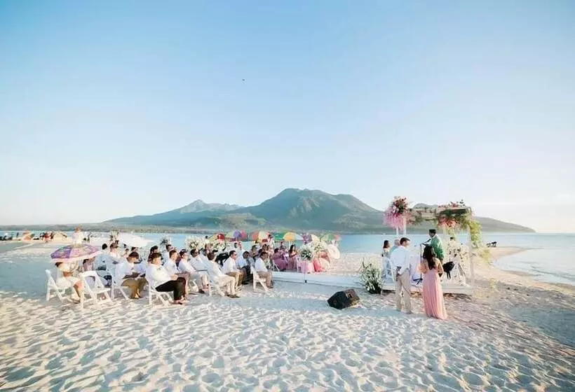 Lomakeskus Bintana Sa Paraiso Binunsaran