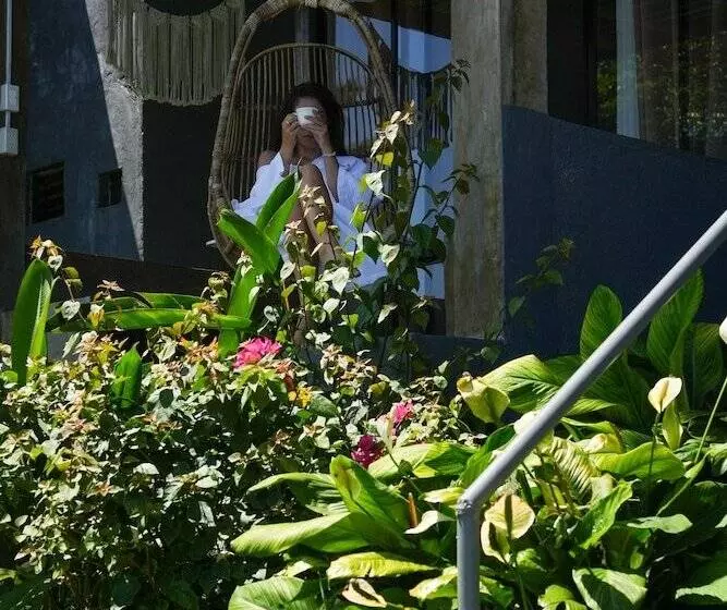 Lomakeskus Bintana Sa Paraiso Binunsaran