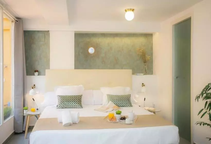 Singularstays Botanico 29 Rooms
