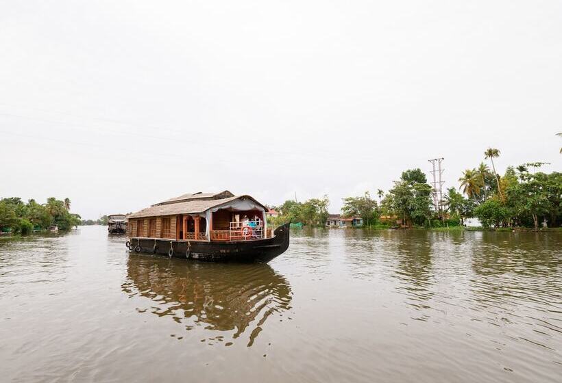 호텔 Oyo 16841 Sree Vinayaka