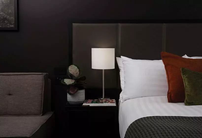 هتل Rydges Wellington Airport