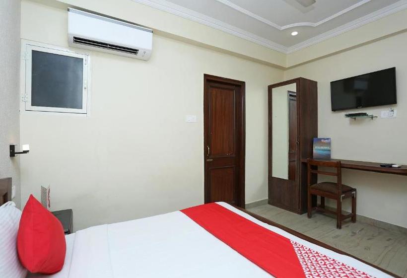 Oyo 10515 Hotel Vishnu Villas