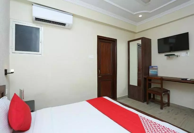 Oyo 10515 Hotel Vishnu Villas
